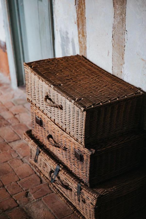 Maison Seraphine - Guest House - Bed And Breakfast ล็อง ภายนอก รูปภาพ