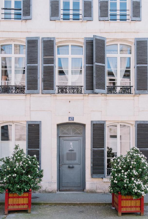 Maison Seraphine - Guest House - Bed And Breakfast ล็อง ภายนอก รูปภาพ