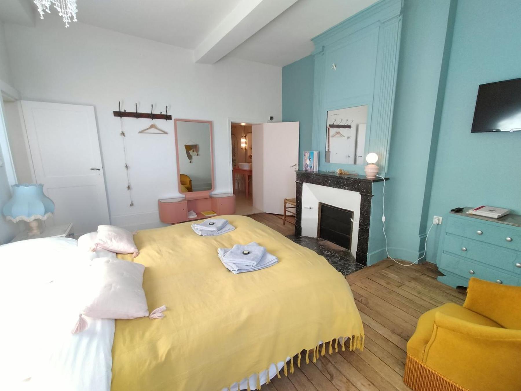 Maison Seraphine - Guest House - Bed And Breakfast ล็อง ภายนอก รูปภาพ